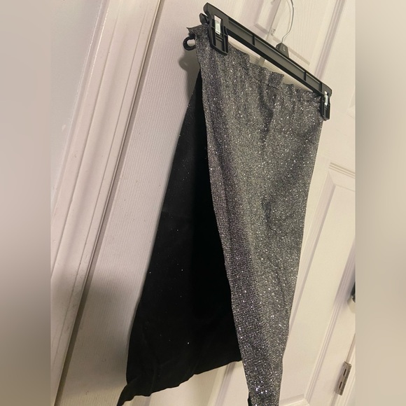 Halter top two piece skirt set - Picture 2 of 3